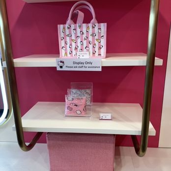 Hello Kitty Cafe - Themed Cafes Near Me - Vancouver, British Columbia