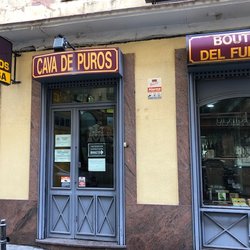 Estanco Expendeduría Número 570 - The door to the cigar shop not the estanco which is around the corner