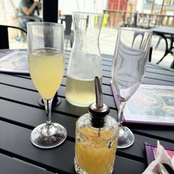 Cafe Kahlo - Mimosa carafe with Pineapple Juice