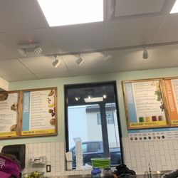 Tropical Smoothie Cafe