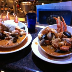 The Oyster Bar at Salt & Fin - Combo roast & bouillabaisse