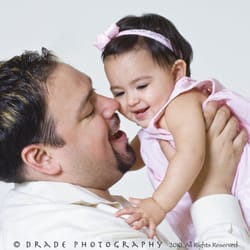 Drade Photography & Films - Family Portraits taken in your home or in my studio!