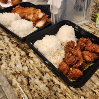 Bowlz - Chicken Katsu and Garlic Chicken. - Poke Near Me - Las Vegas, Nevada Bowlz - Chicken Katsu and Garlic Chicken. - Poke Near Me - Las Vegas, Nevada
