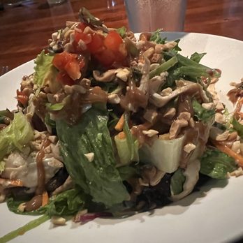 J. Alexander's - Thai Kai Salad - New American Near Me - Atlanta, Georgia