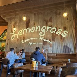 Lemongrass Cafe - Inside