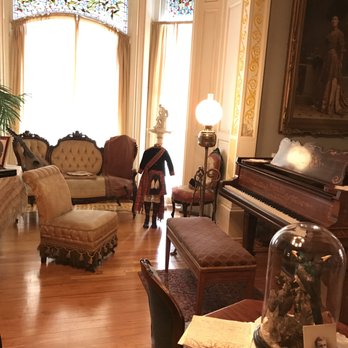 Craigdarroch Castle - Craigdarroch Castle - Museums Near Me - Victoria, British Columbia Craigdarroch Castle - Craigdarroch Castle - Museums Near Me - Victoria, British Columbia