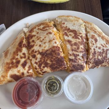 Chicken Latino - Chicken Quesadilla - Latin American Near Me - Pittsburgh, Pennsylvania Chicken Latino - Chicken Quesadilla - Latin American Near Me - Pittsburgh, Pennsylvania