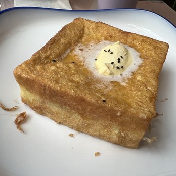 Kong Sihk Tong - Black sesame French toast - Hong Kong Style Cafe Near Me - Flushing, New York Kong Sihk Tong - Black sesame French toast - Hong Kong Style Cafe Near Me - Flushing, New York