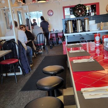 The Daily Paper On Main - Counter to back. - Breakfast & Brunch Near Me - Hyannis, Massachusetts The Daily Paper On Main - Counter to back. - Breakfast & Brunch Near Me - Hyannis, Massachusetts