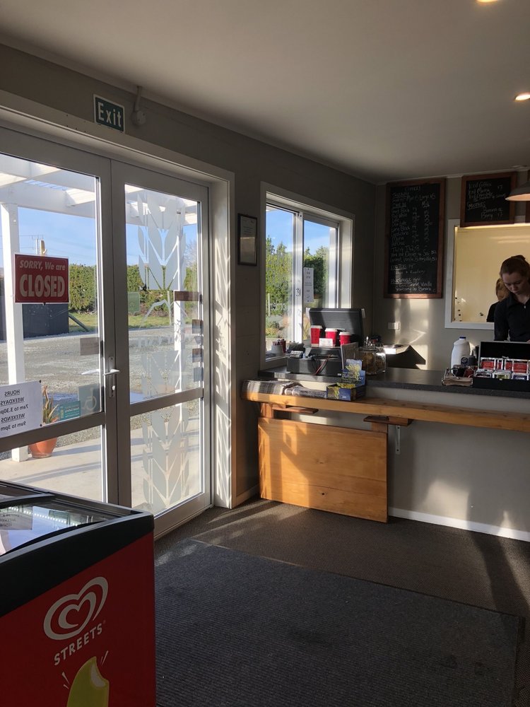 DOME CAFE 31 Devon St, Mossburn, Southland, New Zealand Cafes