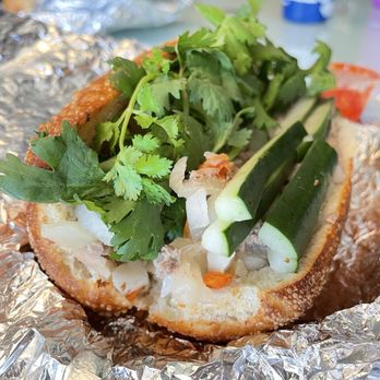 No Name BBQ Sandwich - Look at all that fresh veggies!! I LOVE cilantro and I don't even need to ask for more. - Sandwiches Near Me - Honolulu, Hawaii No Name BBQ Sandwich - Look at all that fresh veggies!! I LOVE cilantro and I don't even need to ask for more. - Sandwiches Near Me - Honolulu, Hawaii