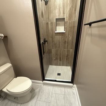 RT Renovation - Bathroom - Damage Restoration Near Me