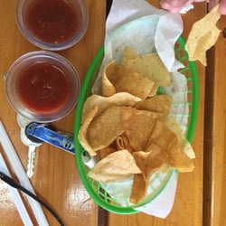 Taqueria Guanajuato - Home made salsa and chips
