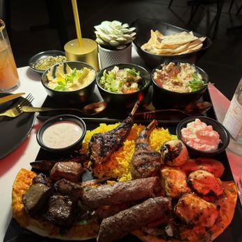 Bei Restaurant - Kebab platter - Lebanese Near Me - Costa Mesa, California Bei Restaurant - Kebab platter - Lebanese Near Me - Costa Mesa, California