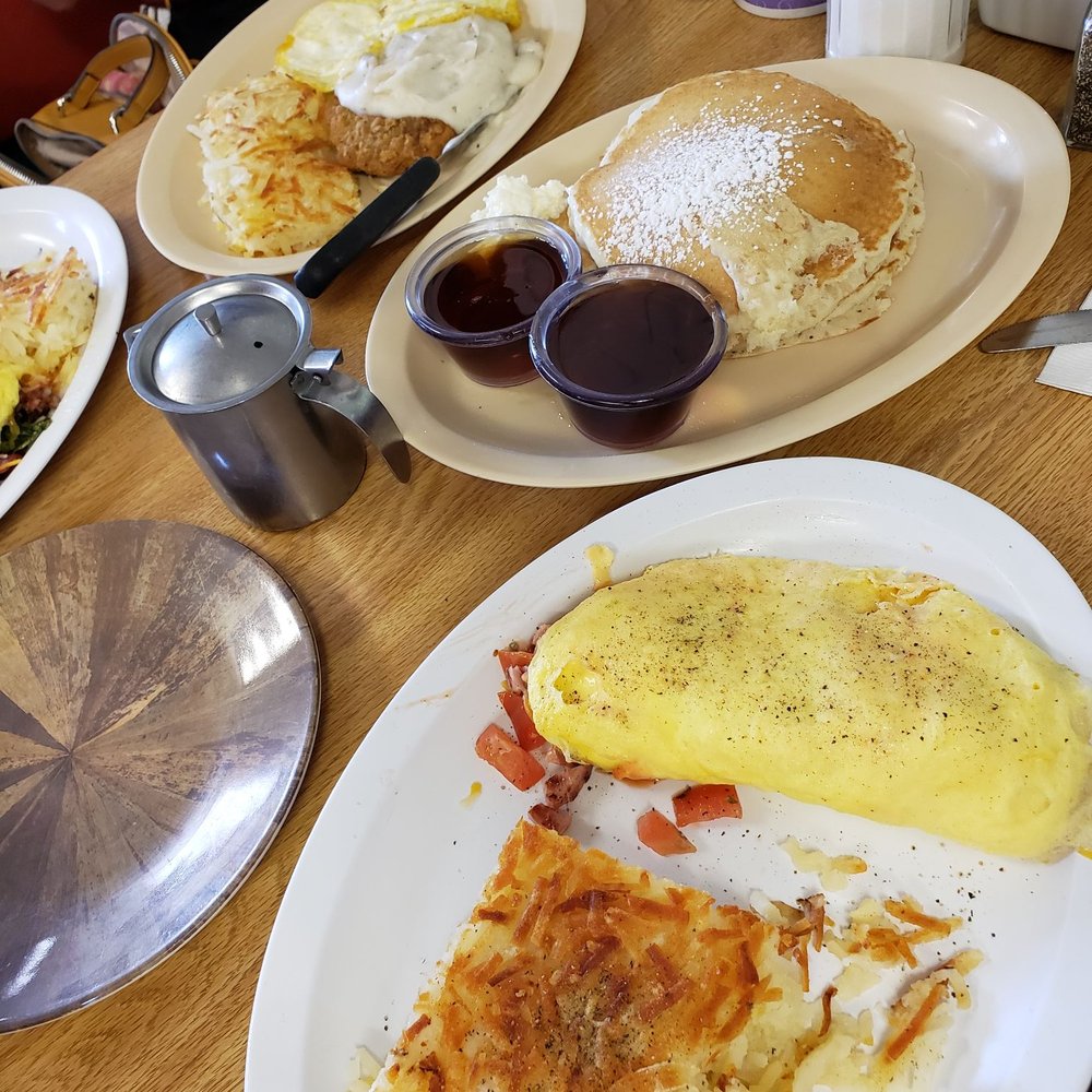 Miss Fitz 260 Cafe - Best pancakes! - American Near Me - Payson, Arizona Miss Fitz 260 Cafe - Best pancakes! - American Near Me - Payson, Arizona