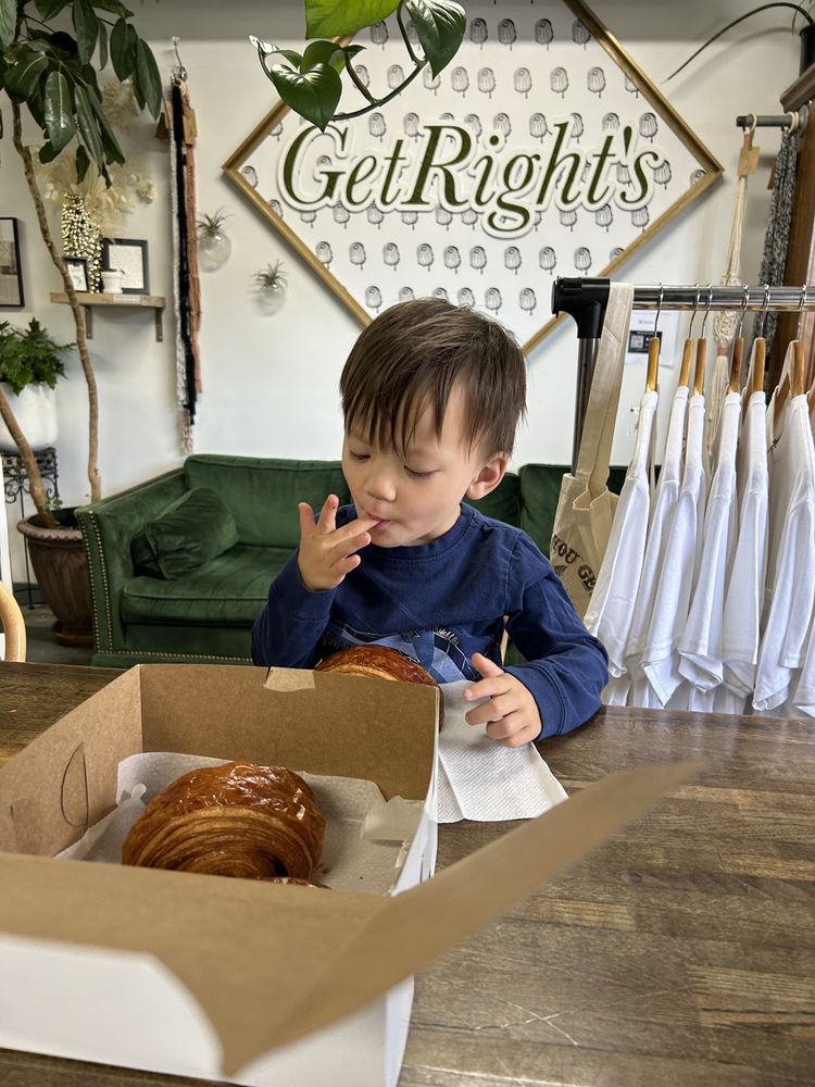 GetRight’s Bakery & Plant Shop