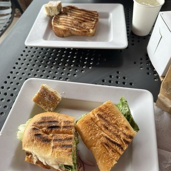 Frida's Cafe & Bakery - Bakeries Near Me - Largo, Florida Frida's Cafe & Bakery - Bakeries Near Me - Largo, Florida
