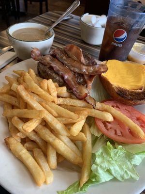 Parkway Diner by null