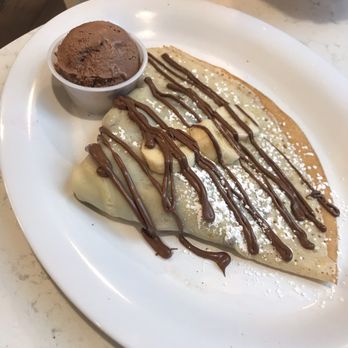 Nutella Cafe - Nutella Crêpe with banana and geltati - Desserts Near Me - Chicago, Illinois Nutella Cafe - Nutella Crêpe with banana and geltati - Desserts Near Me - Chicago, Illinois
