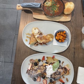 Café Alma - Shakshuka, Max's Challah French Toast - Breakfast & Brunch Near Me - Cincinnati, Ohio Café Alma - Shakshuka, Max's Challah French Toast - Breakfast & Brunch Near Me - Cincinnati, Ohio