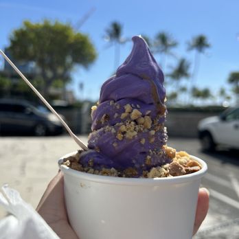 Niu Soft Serve - My delicious sundae - Desserts Near Me - Honolulu, Hawaii