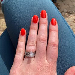 L. Lovely Nails - Dip manicure done by Kaylie