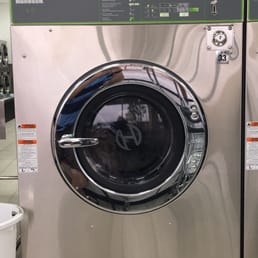 Nice new clean equipment. This washer has a second wash and second rinse option. Nice new clean equipment. This washer has a second wash and second rinse option.