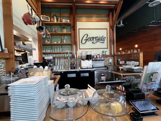 Georgia's Restaurant by null