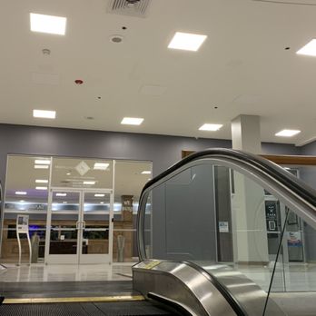 Mainland City Centre - Upstairs in old Macy's/Palais Royal - Arcades Near Me - Texas City, Texas