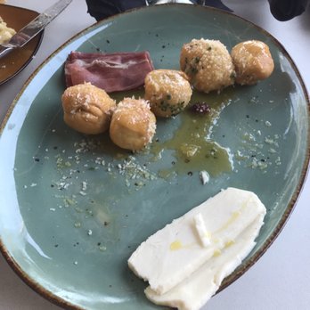 Barley Mac - Caccoli - Bars Near Me - Arlington, Virginia