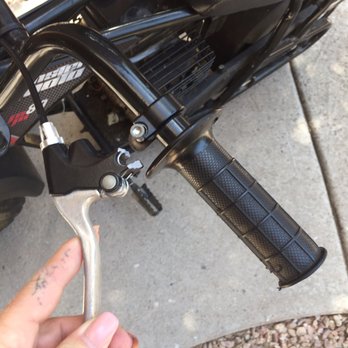Cross Country Moving Group - Another broken brake lever - Movers Near Me - Delray Beach, Florida