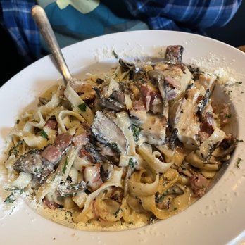 Bambinelli's Italian Restaurant - Chicken Carbonara - Pizza Near Me - Roswell, Georgia Bambinelli's Italian Restaurant - Chicken Carbonara - Pizza Near Me - Roswell, Georgia