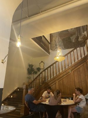 Mémé Gusta by null