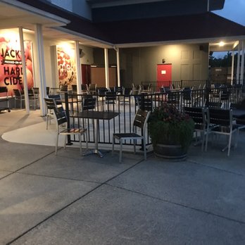 The Core Kitchen at Atomic Dog Cidery - Patio seating - Wineries Near Me - Gettysburg, Pennsylvania The Core Kitchen at Atomic Dog Cidery - Patio seating - Wineries Near Me - Gettysburg, Pennsylvania