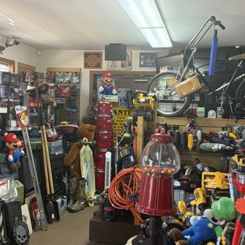 Trader Jon's - Jewelry Near Me - Round Lake Beach, Illinois