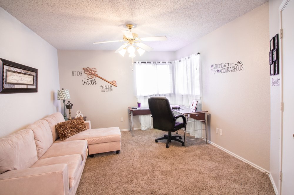 YORKSHIRE VILLAGE Updated July 2024 2722 Frankford Ave, Lubbock