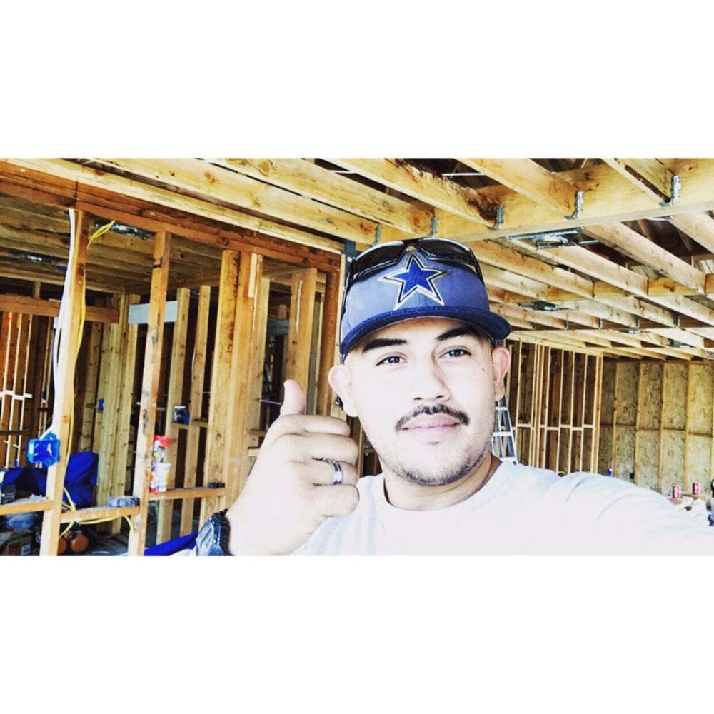 Slide of Ulloa Electrical Services