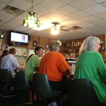 Green Owl Restaurant - Counter - Breakfast & Brunch Near Me - Delray Beach, Florida