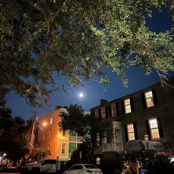 Mad Cat Tours - Full moon over Savannah