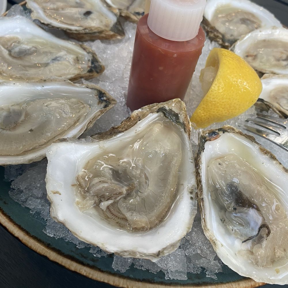 Dovetail Restaurant & Shop - Oysters - Wine Bars Near Me - Boston, Massachusetts Dovetail Restaurant & Shop - Oysters - Wine Bars Near Me - Boston, Massachusetts