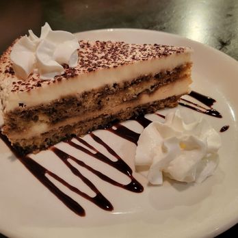 Giovanni's - Tiramisu - Italian Near Me - Beaverton, Oregon