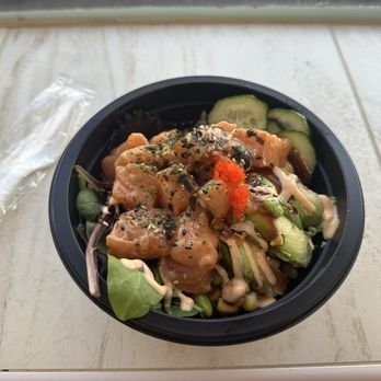 Coco Poke Bar - Mini salmon bowl - Poke Near Me - South Gate, California