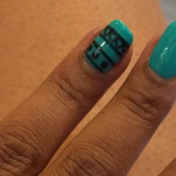 H&M Nails Spa - Gel polish with design by Brandi - Nail Salons Near Me - Killeen, Texas