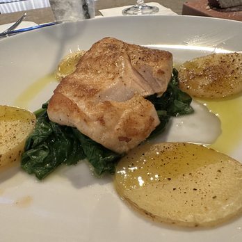 Cooper’s Hawk Winery & Restaurant - Seared Atlantic Salmon lite balance menu - New American Near Me - Ashburn, Virginia Cooper’s Hawk Winery & Restaurant - Seared Atlantic Salmon lite balance menu - New American Near Me - Ashburn, Virginia