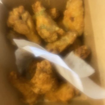 Bopshop - Garlic butter and soy garlic chicken wings - Korean Near Me - Berkeley, California