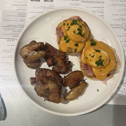 Eggs Benedict