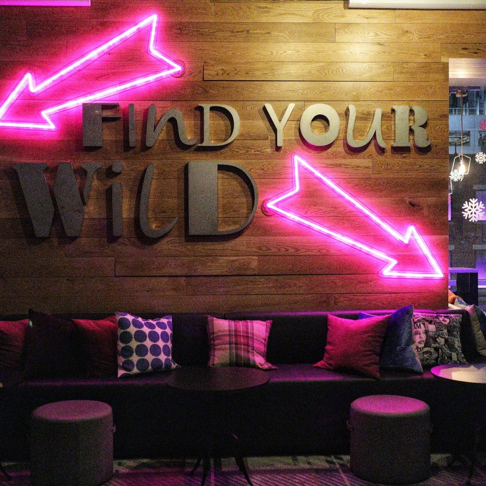 Bar Moxy - Cocktail Bars Near Me - Boston, Massachusetts