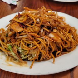 Sichuan Garden II at The Baldwin - House Special Lo Mein