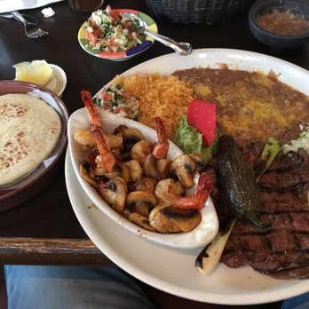 Torero's - Carne asada and shrimp (with the amazing mushrooms they serve) - Mexican Near Me - Renton, Washington