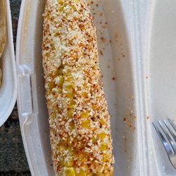 Chela's - Elote Grande